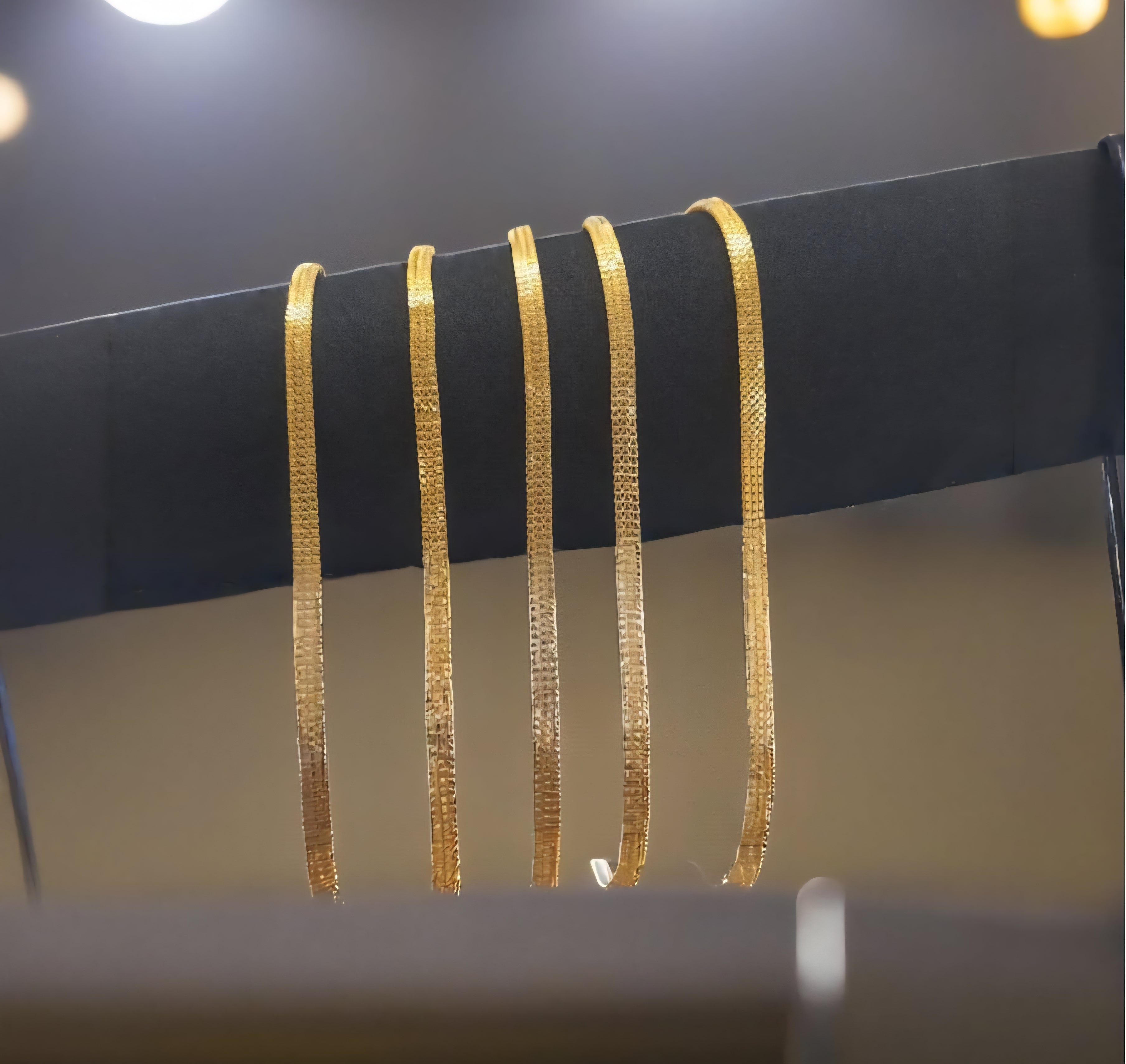 MENS HERO CHAIN 22 INCHES GOOD DIAMETERS VERY BEAUTIFUL CHAIN